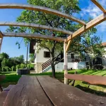 Дом отдыха Hillside Haven With Sauna And Hot-tub - One Bedroom With Sauna And Hot-tub Podbocje