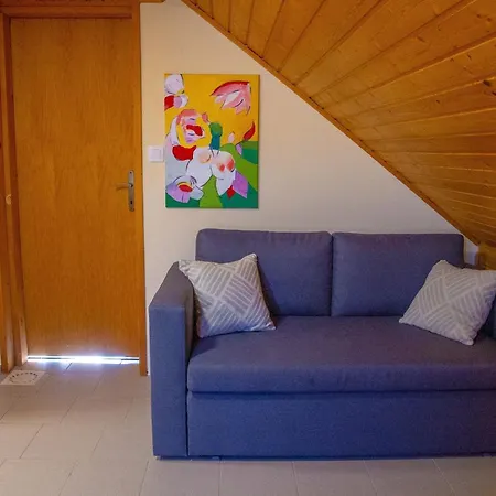 Hillside Haven With Sauna And Hot-tub - One Bedroom With Sauna And Hot-tub *