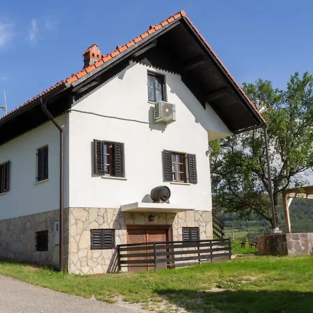 Hillside Haven With Sauna And Hot-tub - One Bedroom With Sauna And Hot-tub Prázdninový dům Podbocje