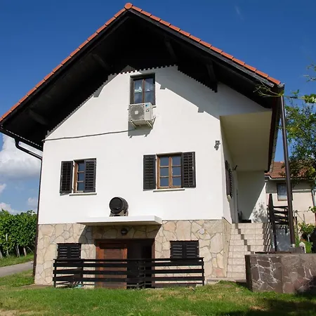Prázdninový dům Hillside Haven With Sauna And Hot-tub - One Bedroom With Sauna And Hot-tub *