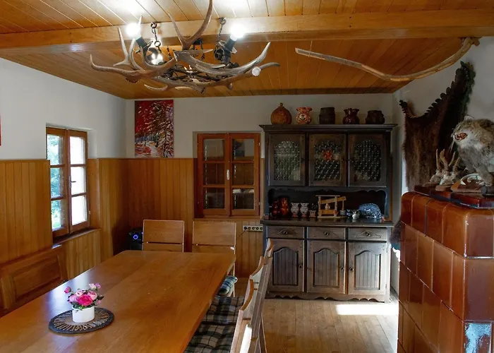 別荘 Hillside Haven With Sauna And Hot-tub - One Bedroom With Sauna And Hot-tub Podbocje