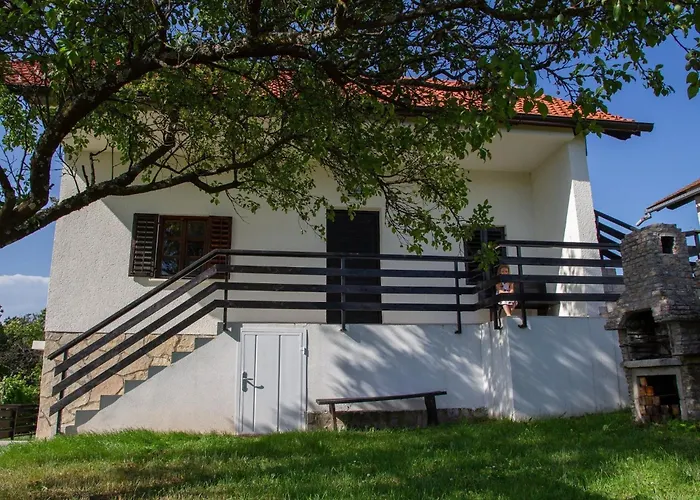 Hillside Haven With Sauna And Hot-tub - One Bedroom With Sauna And Hot-tub 別荘