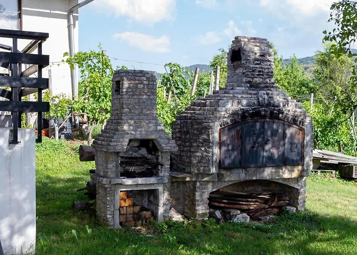 Holiday home Hillside Haven With Sauna And Hot-tub - One Bedroom With Sauna And Hot-tub *